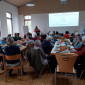 Gespannte Aufmerksamkeit beim Vortrag von Andrea Willmer.